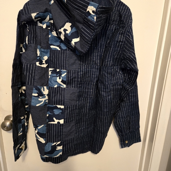 Medium Emotionally Unavailable button up - Picture 10 of 11